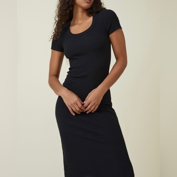 Cotton On black midi dress - Picture 2 of 4